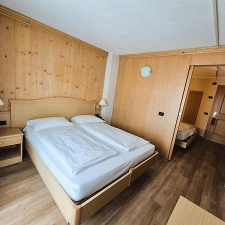 Hotel Angelica Livigno Exterior photo