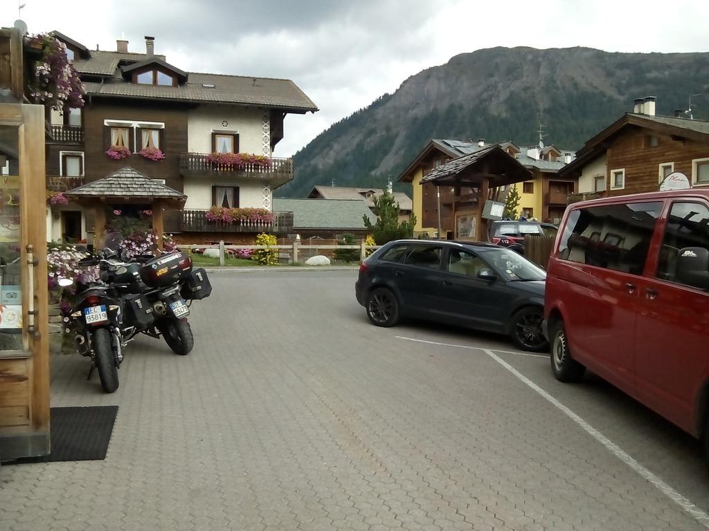 Hotel Angelica Livigno Exterior photo