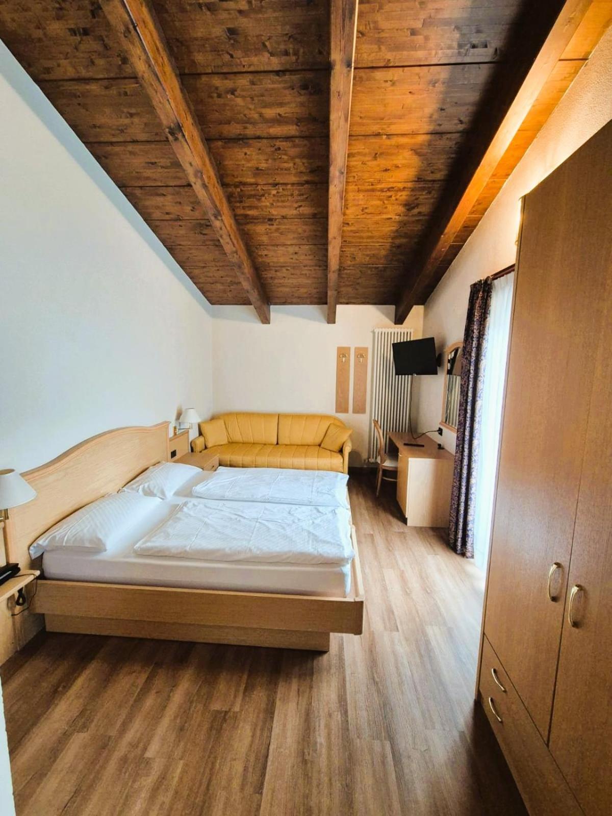 Hotel Angelica Livigno Exterior photo