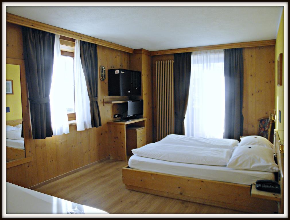 Hotel Angelica Livigno Exterior photo